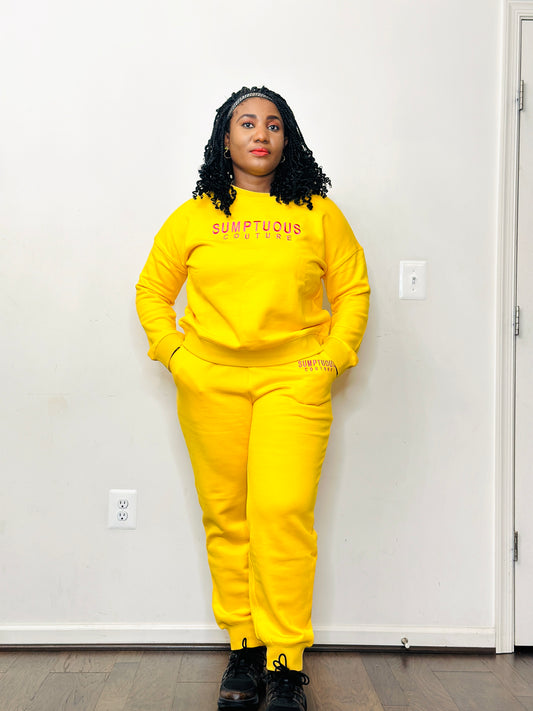 The Queen yellow sweatshirt